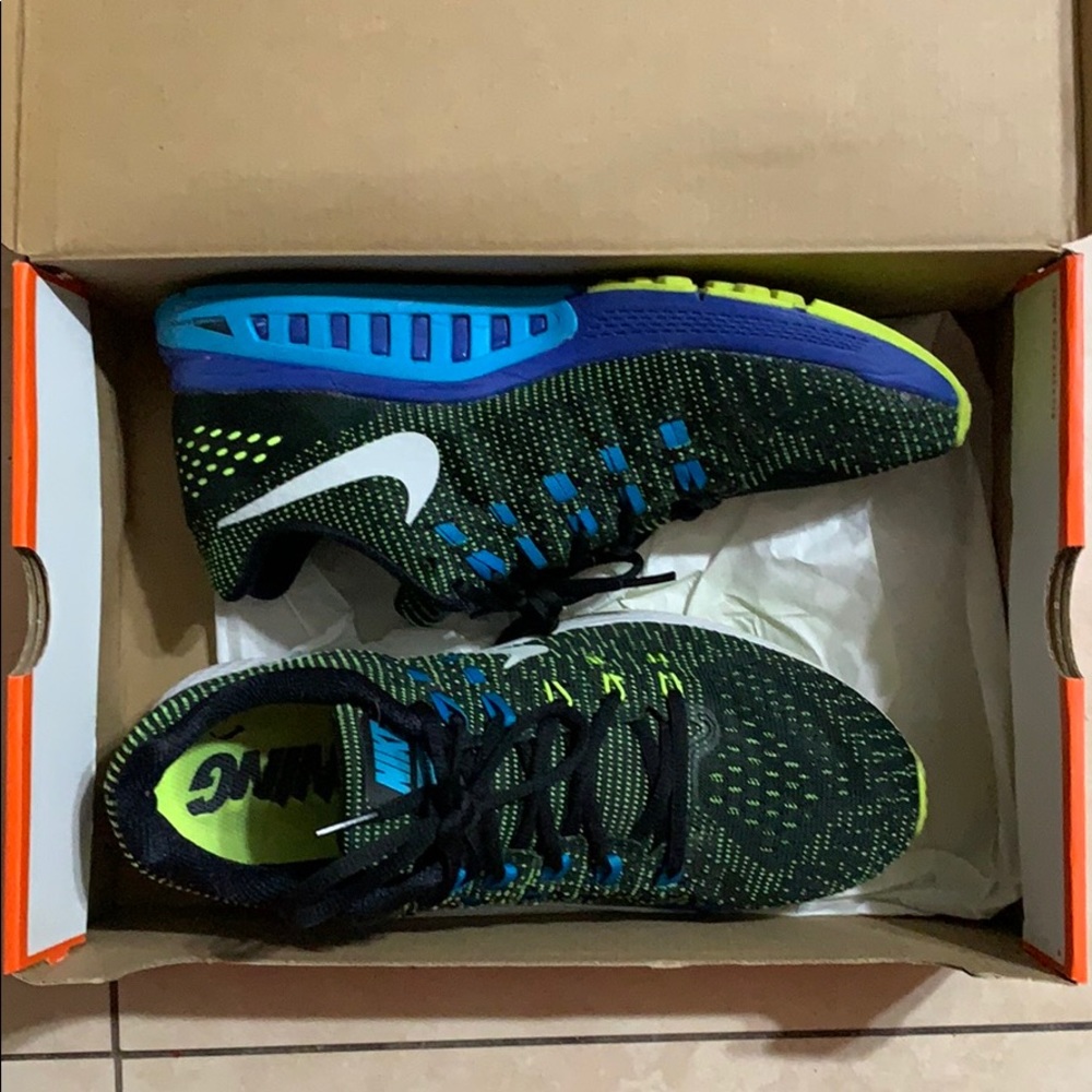 Nike shoes